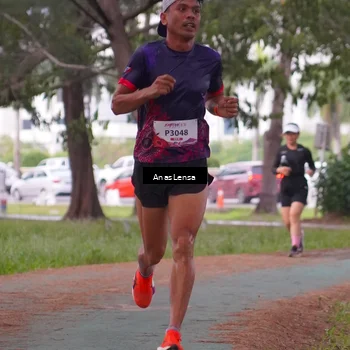 Runner Photo 8439848