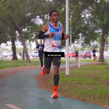 Runner Photo 8439853