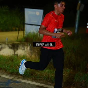 Runner Photo 8439856