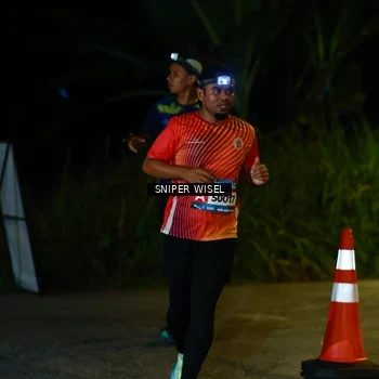 Runner Photo 8439880