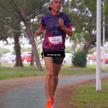 Runner Photo 8439885