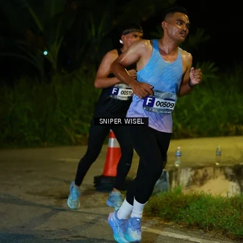 Runner Photo 8439906