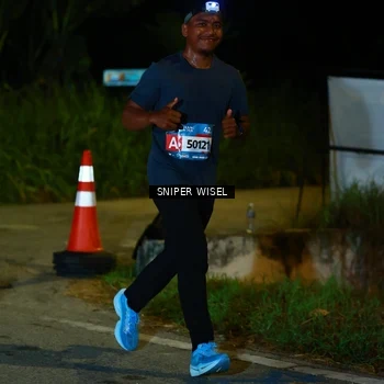 Runner Photo 8439915