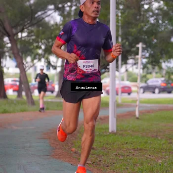 Runner Photo 8439919