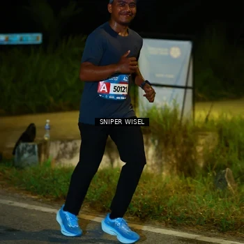 Runner Photo 8439922
