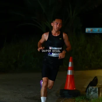 Runner Photo 8439926