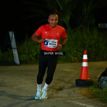 Runner Photo 8439946