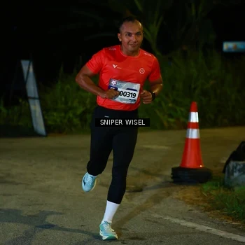 Runner Photo 8439948