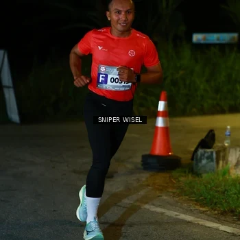 Runner Photo 8439955