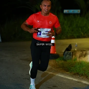 Runner Photo 8439956