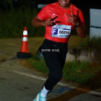 Runner Photo 8439957