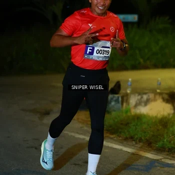 Runner Photo 8439958