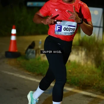 Runner Photo 8439961