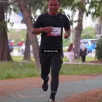 Runner Photo 8439965