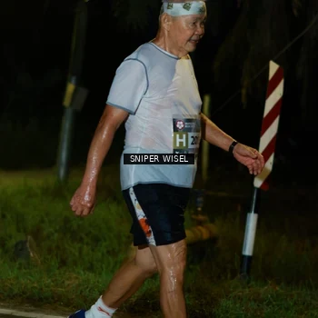 Runner Photo 8440011