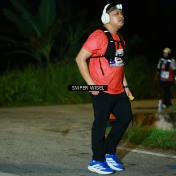 Runner Photo 8440023