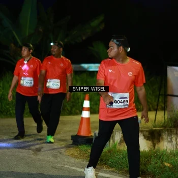 Runner Photo 8440033