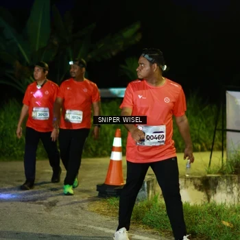 Runner Photo 8440048