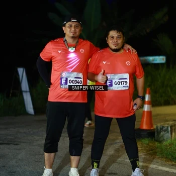 Runner Photo 8440059
