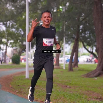 Runner Photo 8440066