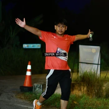 Runner Photo 8440068