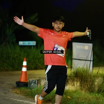 Runner Photo 8440075