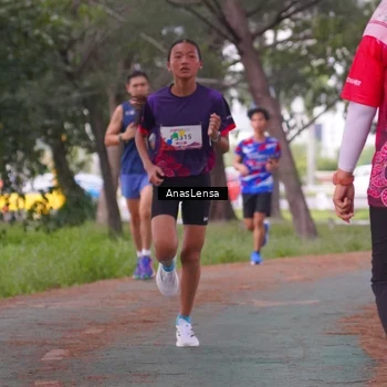 Runner Photo 8440090