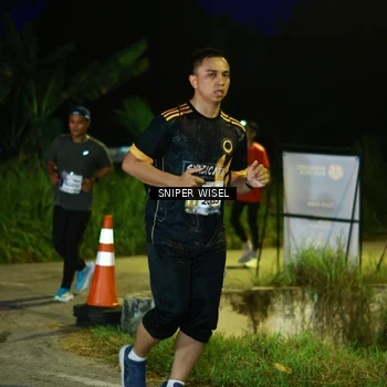 Runner Photo 8440097