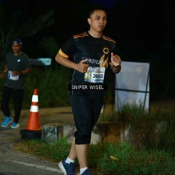 Runner Photo 8440104