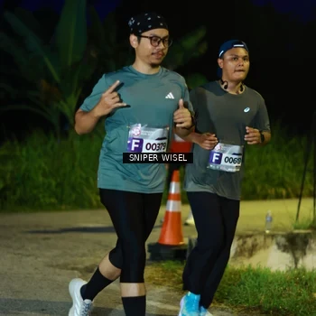 Runner Photo 8440107