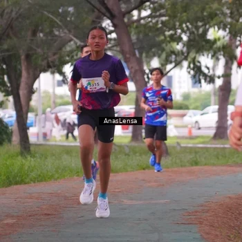 Runner Photo 8440112