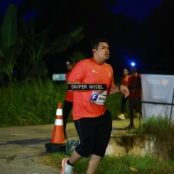 Runner Photo 8440141
