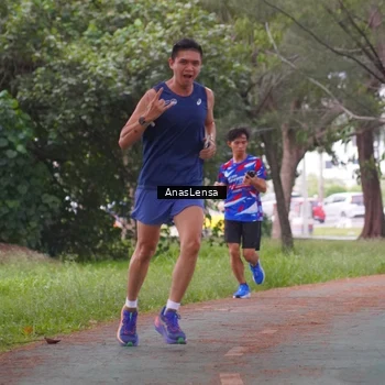 Runner Photo 8440147