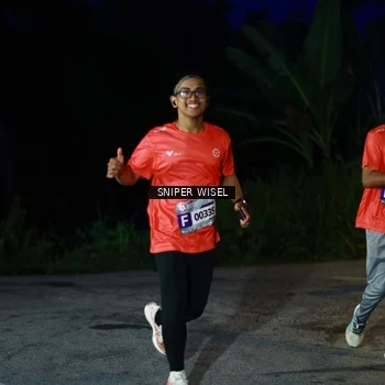 Runner Photo 8440149
