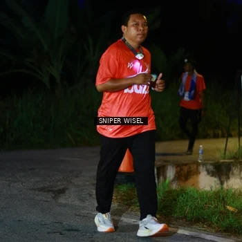 Runner Photo 8440181