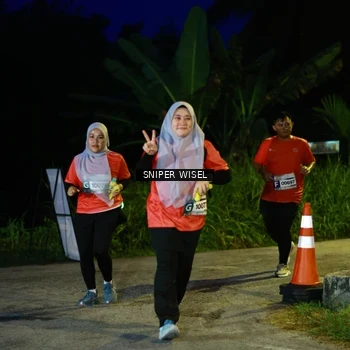 Runner Photo 8440204