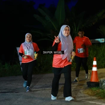 Runner Photo 8440213