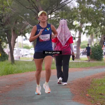 Runner Photo 8440216