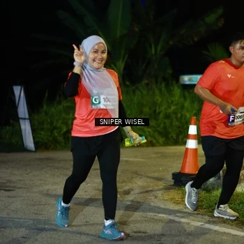 Runner Photo 8440219