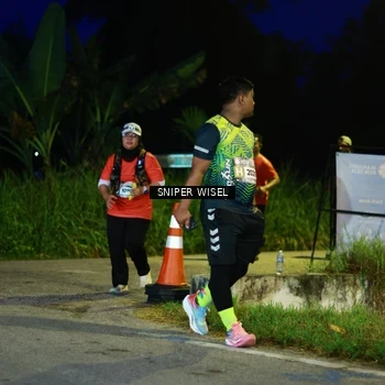 Runner Photo 8440237