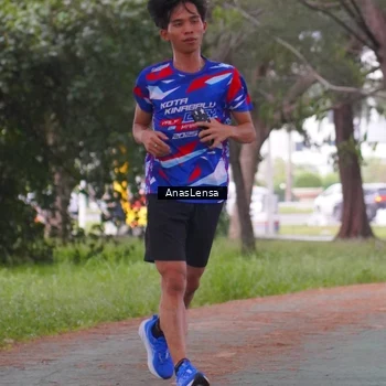 Runner Photo 8440246