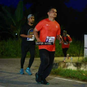 Runner Photo 8440247