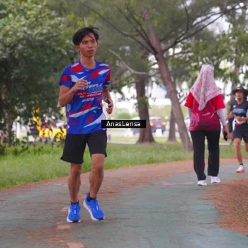 Runner Photo 8440250