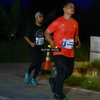 Runner Photo 8440253