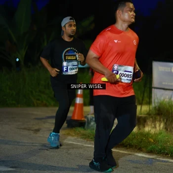 Runner Photo 8440256