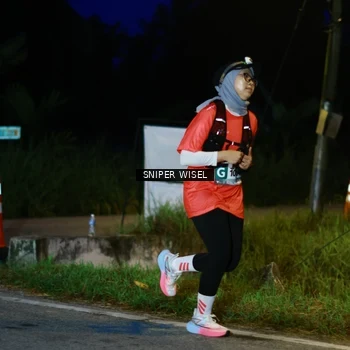 Runner Photo 8440258
