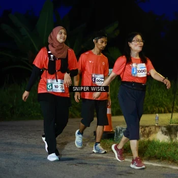 Runner Photo 8440275
