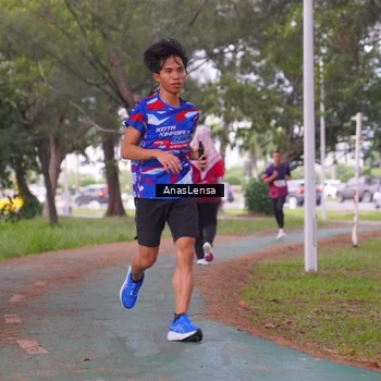 Runner Photo 8440289