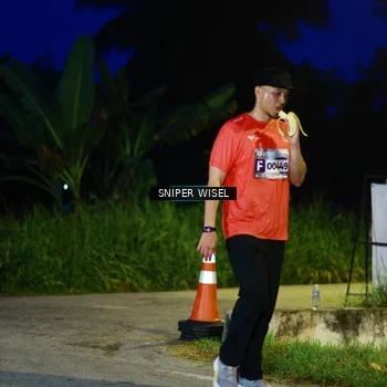 Runner Photo 8440315