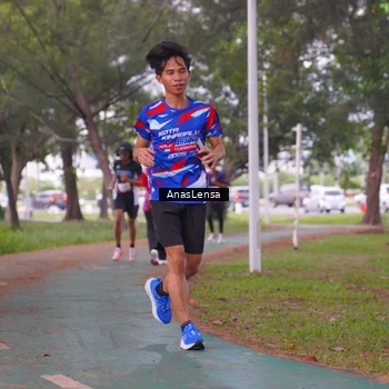 Runner Photo 8440326